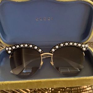 Authentic Gucci cat eye sunglasses mother of pearl